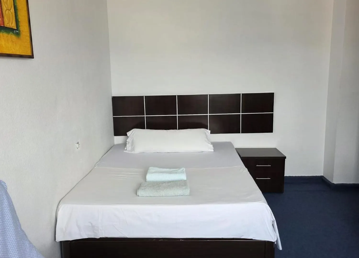 Habitacion Privada Centro Malaga Cerca De La Estacion De Tren Maria Zambrano Y Del Centro Historico Y De La Playa Homestay