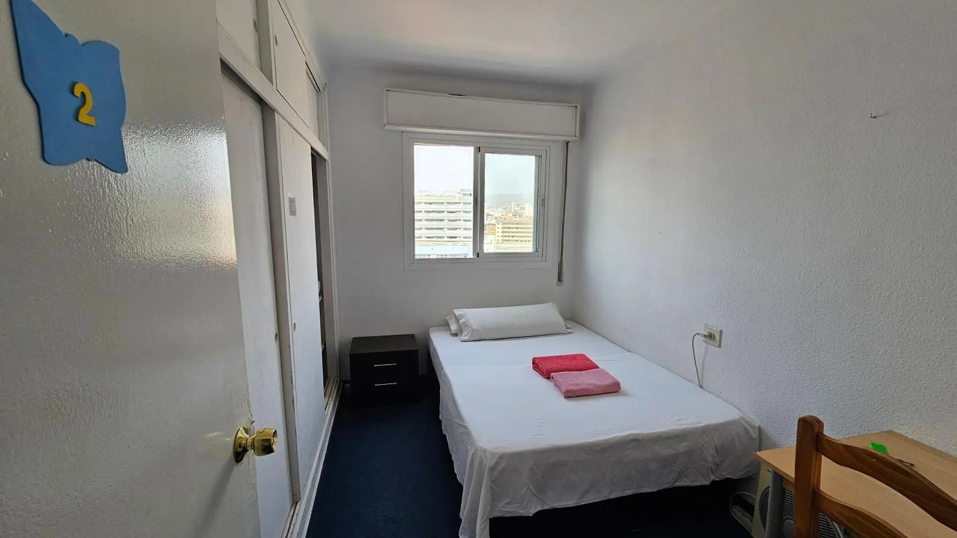 Habitacion Privada Centro Malaga Cerca De La Estacion De Tren Maria Zambrano Y Del Centro Historico Y De La Playa Spain