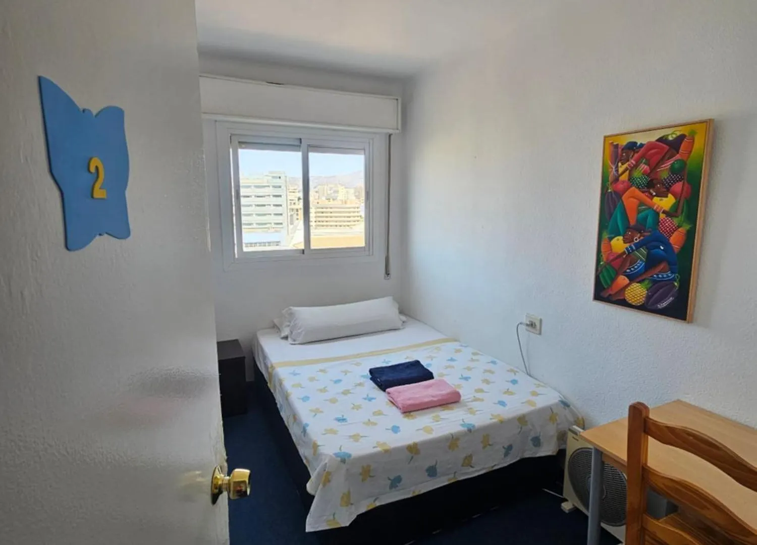 Habitacion Privada Centro Malaga Cerca De La Estacion De Tren Maria Zambrano Y Del Centro Historico Y De La Playa Homestay